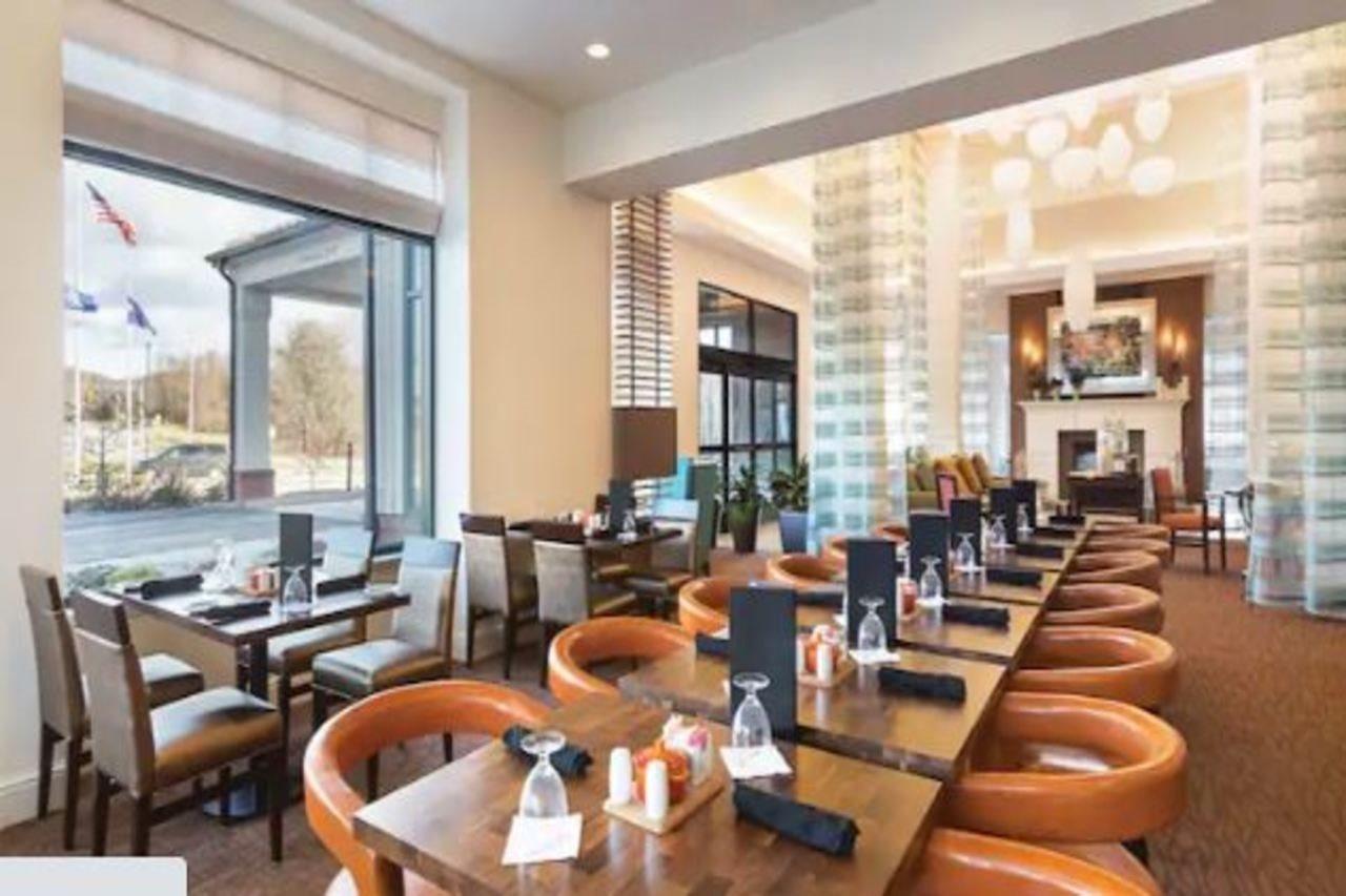 Hilton Garden Inn Wallingford/Meriden Екстериор снимка