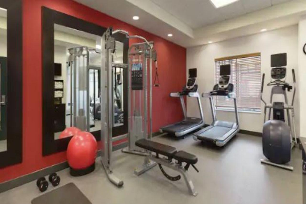 Hilton Garden Inn Wallingford/Meriden Екстериор снимка