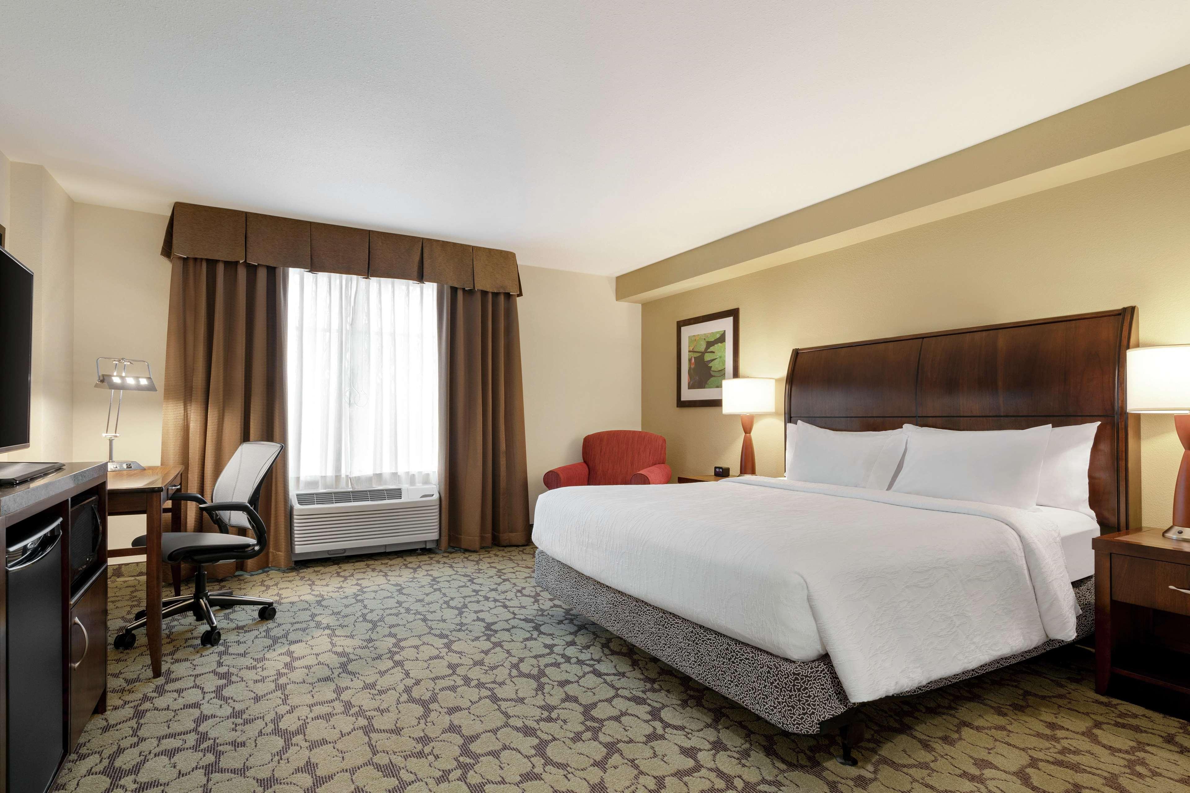 Hilton Garden Inn Wallingford/Meriden Екстериор снимка