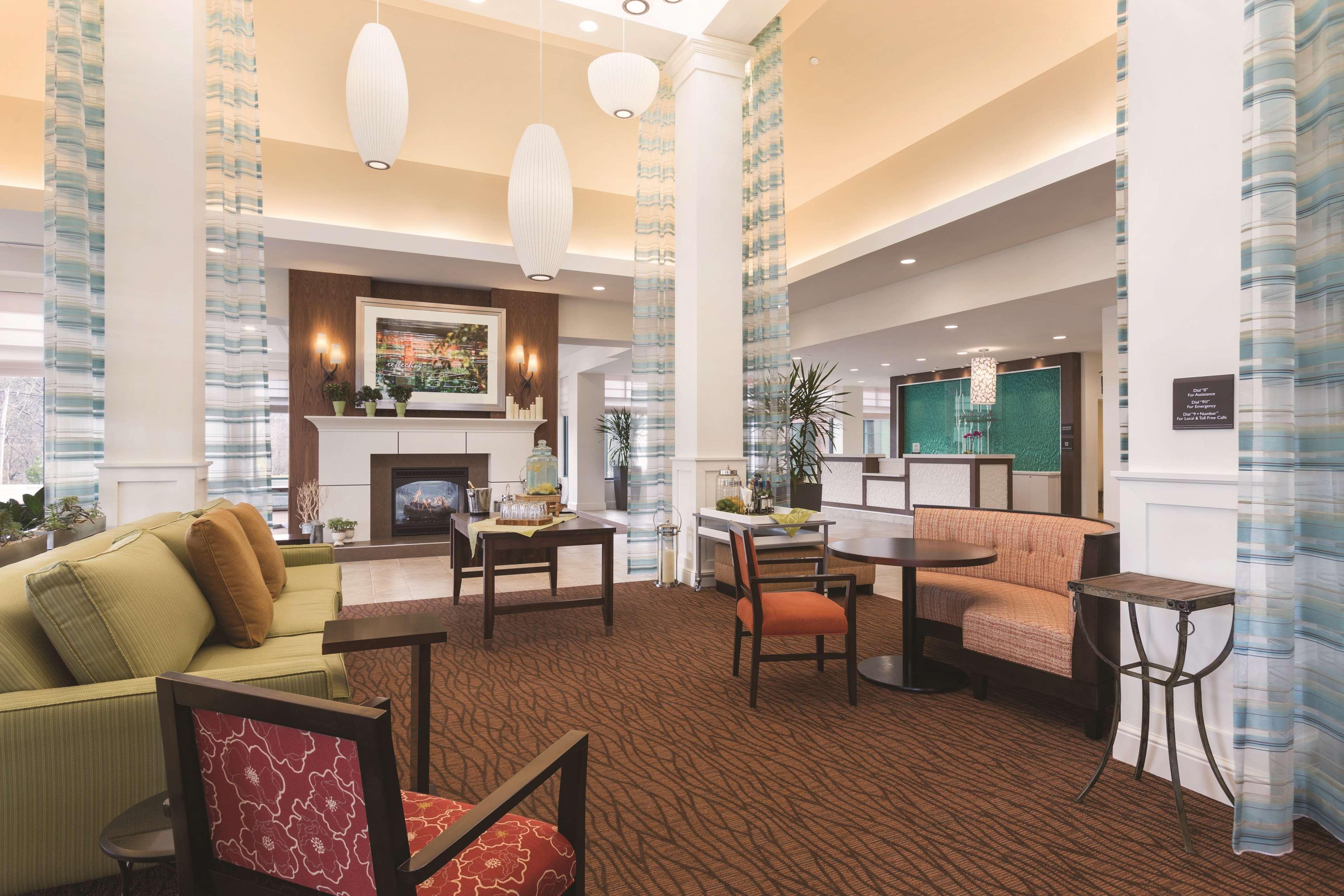 Hilton Garden Inn Wallingford/Meriden Екстериор снимка