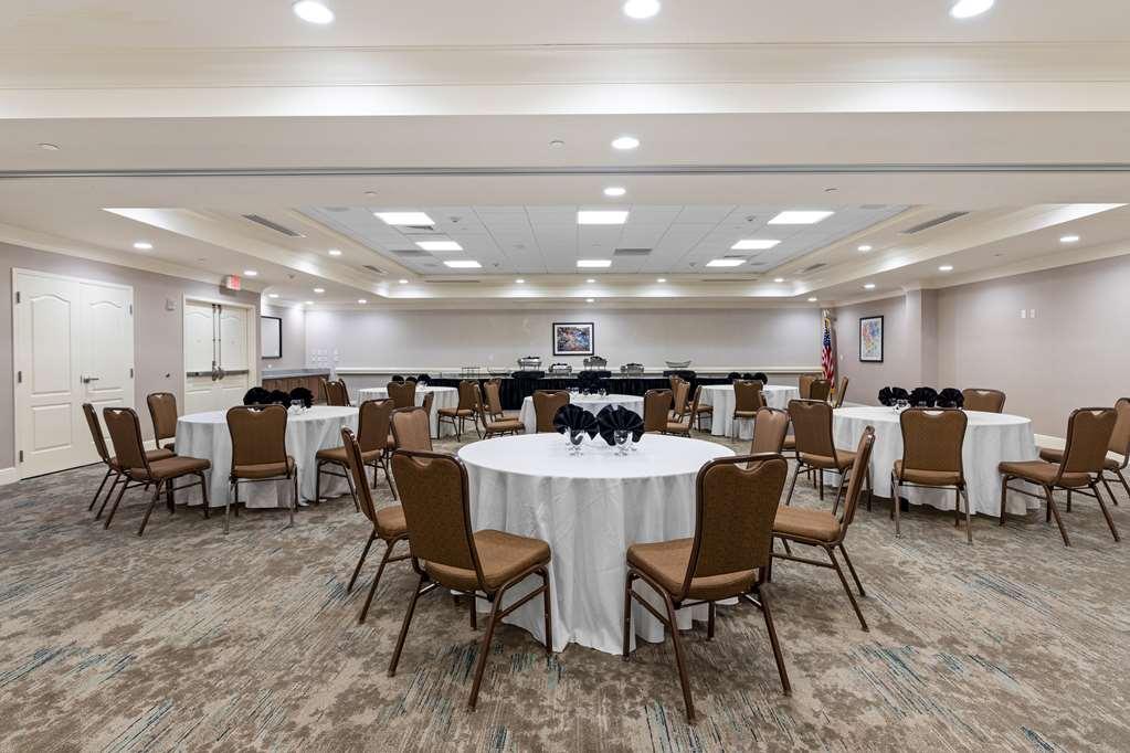 Hilton Garden Inn Wallingford/Meriden Съоръжения снимка