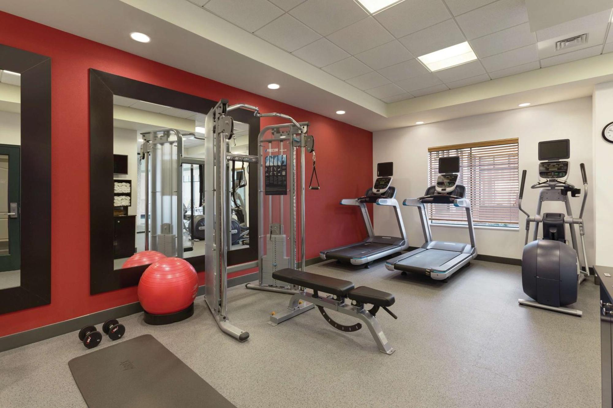 Hilton Garden Inn Wallingford/Meriden Екстериор снимка
